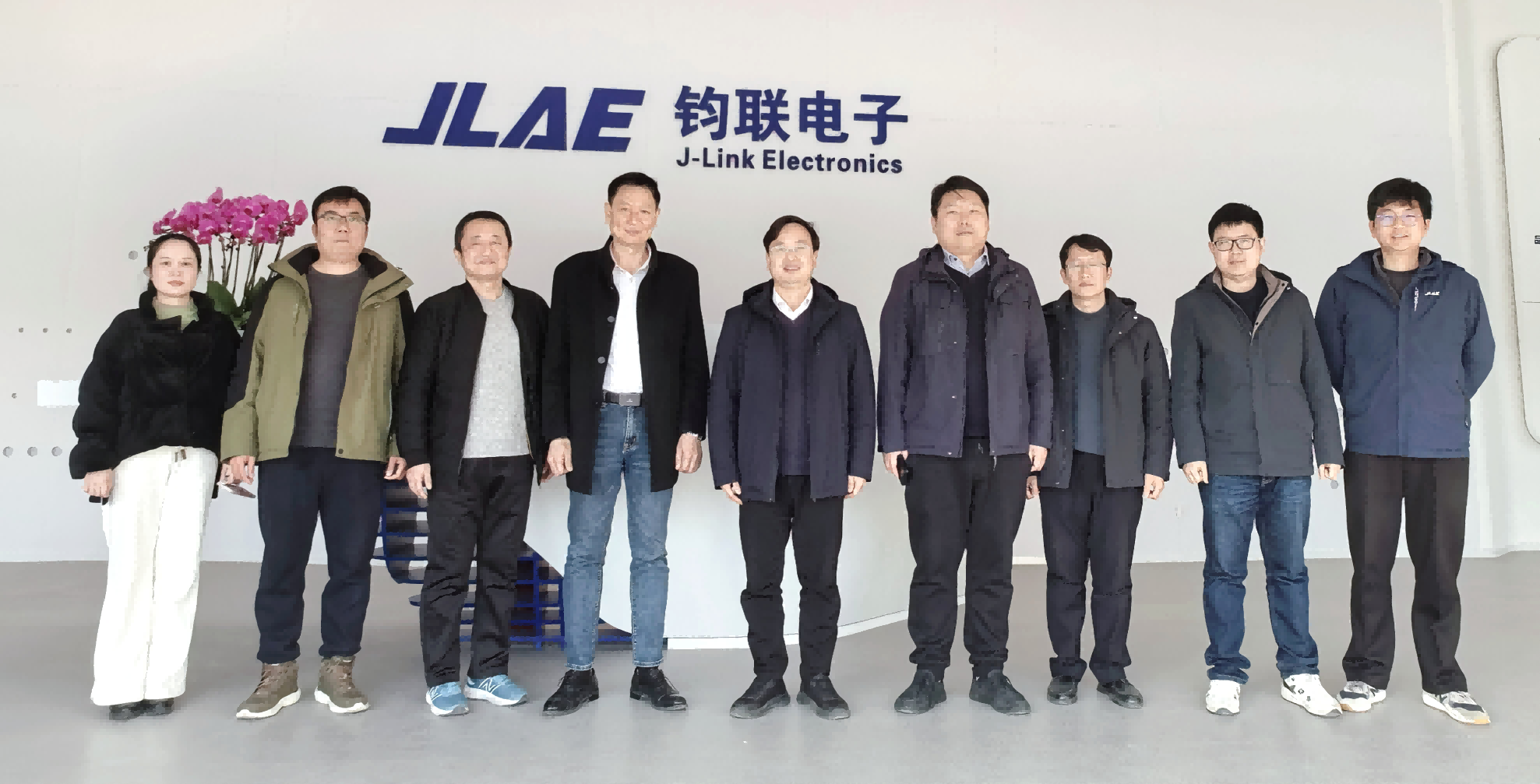 安徽大學(xué)黃志祥副校長(zhǎng)一行訪問鈞聯(lián)電子